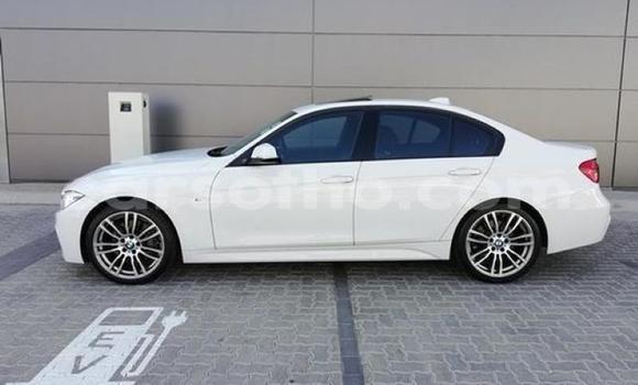 Acheter Occasion Voiture BMW 3–Series Blanc à Maseru, Maseru Acheter Occasion Voiture BMW 3–Series Blanc à Maseru, Maseru