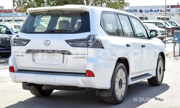 Acheter Import Voiture Lexus LX Blanc à Import - Dubai, Maseru Acheter Import Voiture Lexus LX Blanc à Import - Dubai, Maseru