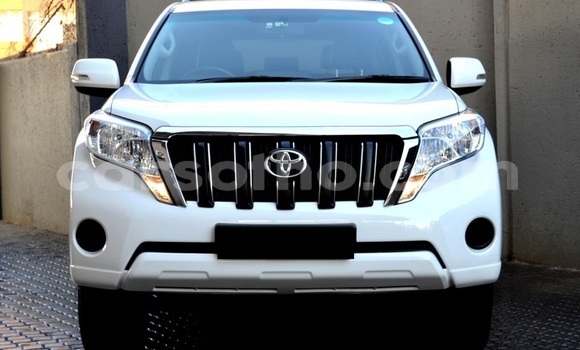 Buy Used Toyota Prado White Car in Maseru in Maseru Buy Used Toyota Prado White Car in Maseru in Maseru