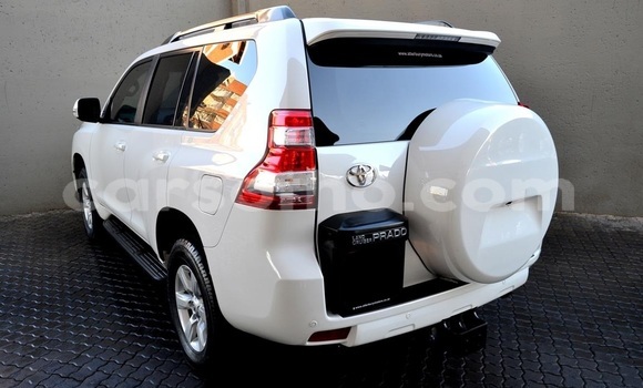 Buy Used Toyota Prado White Car in Maseru in Maseru Buy Used Toyota Prado White Car in Maseru in Maseru