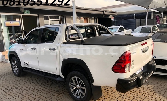 Buy Used Toyota Hilux White Car in Maseru in Maseru Buy Used Toyota Hilux White Car in Maseru in Maseru