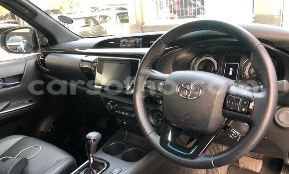 Buy Used Toyota Hilux White Car in Maseru in Maseru Buy Used Toyota Hilux White Car in Maseru in Maseru