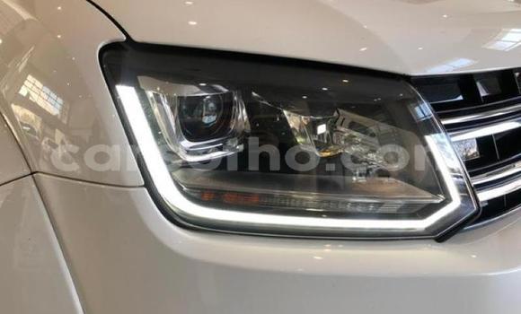 Buy Used Volkswagen Amarok White Car in Mohale's Hoek in Mohale's Hoek Buy Used Volkswagen Amarok White Car in Mohale's Hoek in Mohale's Hoek