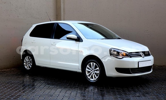 Sayi Na hannu Volkswagen Polo White Mota in Thaba–Tseka a Mafeteng Sayi Na hannu Volkswagen Polo White Mota in Thaba–Tseka a Mafeteng