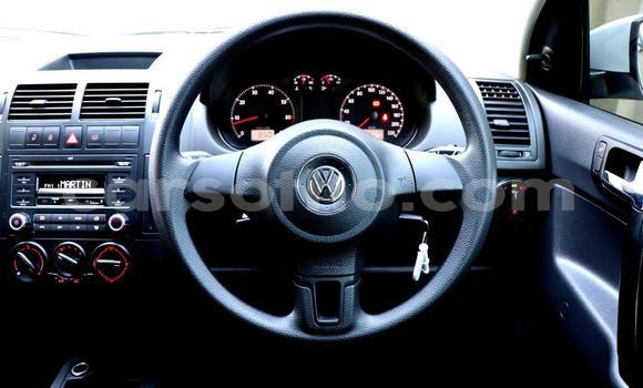 Sayi Na hannu Volkswagen Polo White Mota in Thaba–Tseka a Mafeteng Sayi Na hannu Volkswagen Polo White Mota in Thaba–Tseka a Mafeteng
