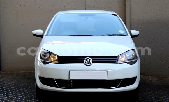 Sayi Na hannu Volkswagen Polo White Mota in Thaba–Tseka a Mafeteng Sayi Na hannu Volkswagen Polo White Mota in Thaba–Tseka a Mafeteng