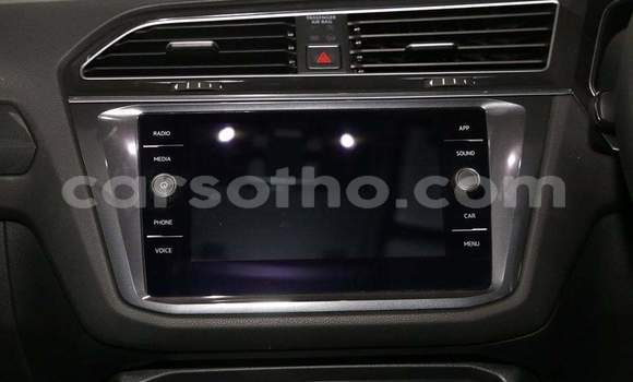 Sayi Na hannu Volkswagen Tiguan White Mota in Thaba–Tseka a Mafeteng Sayi Na hannu Volkswagen Tiguan White Mota in Thaba–Tseka a Mafeteng