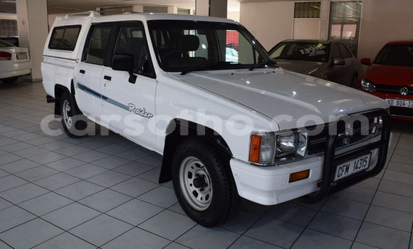 اشتري مستعمل Toyota Hilux White سيارة في Maputsoe في Leribe اشتري مستعمل Toyota Hilux White سيارة في Maputsoe في Leribe