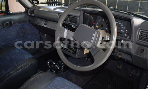 اشتري مستعمل Toyota Hilux White سيارة في Maputsoe في Leribe اشتري مستعمل Toyota Hilux White سيارة في Maputsoe في Leribe