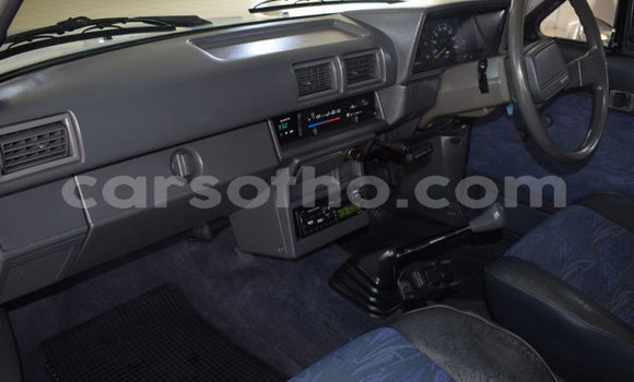 اشتري مستعمل Toyota Hilux White سيارة في Maputsoe في Leribe اشتري مستعمل Toyota Hilux White سيارة في Maputsoe في Leribe