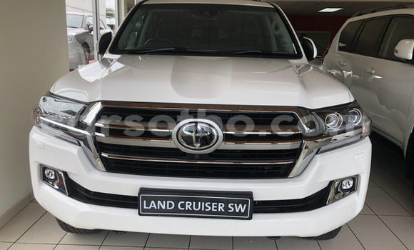 Acheter Occasion Voiture Toyota Land Cruiser Prado Blanc à Maputsoe, Leribe Acheter Occasion Voiture Toyota Land Cruiser Prado Blanc à Maputsoe, Leribe