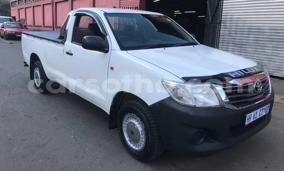 Acheter Occasion Voiture Toyota Hilux Blanc à Maseru, Maseru Acheter Occasion Voiture Toyota Hilux Blanc à Maseru, Maseru