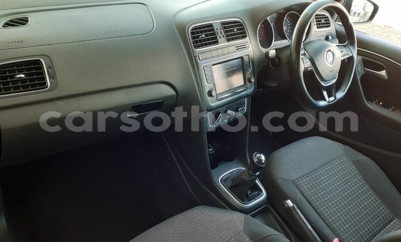 Buy Used Volkswagen Polo Blue Car in Maputsoe in Leribe Buy Used Volkswagen Polo Blue Car in Maputsoe in Leribe