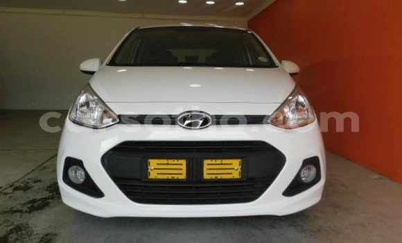 Sayi Na hannu Hyundai i10 White Mota in Maseru a Maseru Sayi Na hannu Hyundai i10 White Mota in Maseru a Maseru