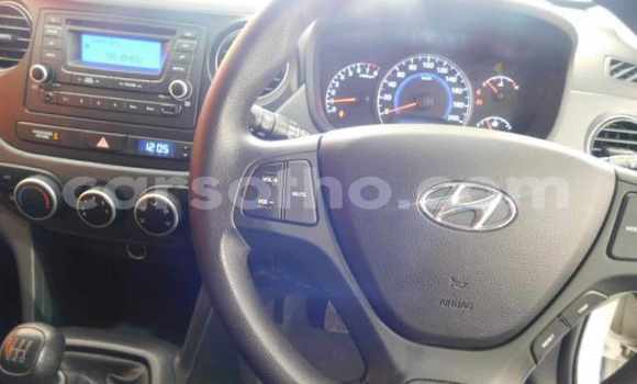 Sayi Na hannu Hyundai i10 White Mota in Maseru a Maseru Sayi Na hannu Hyundai i10 White Mota in Maseru a Maseru