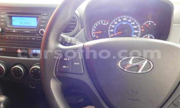 Sayi Na hannu Hyundai i10 White Mota in Maseru a Maseru Sayi Na hannu Hyundai i10 White Mota in Maseru a Maseru
