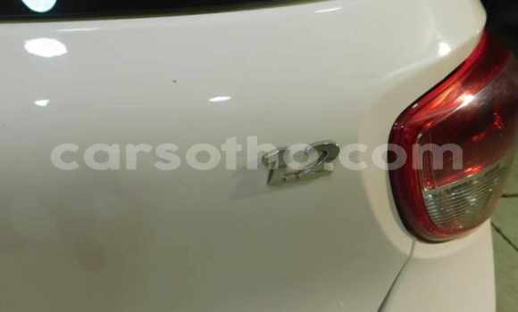 Sayi Na hannu Hyundai i10 White Mota in Maseru a Maseru Sayi Na hannu Hyundai i10 White Mota in Maseru a Maseru