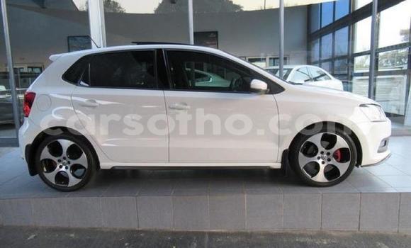 اشتري مستعمل Volkswagen Polo GTI White سيارة في Maseru في Maseru اشتري مستعمل Volkswagen Polo GTI White سيارة في Maseru في Maseru