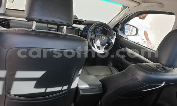Acheter Occasion Voiture Toyota Hilux Noir à Butha–Buthe, Thaba-Tseka Acheter Occasion Voiture Toyota Hilux Noir à Butha–Buthe, Thaba-Tseka