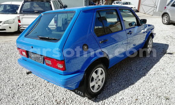 اشتري مستعمل Volkswagen Golf Blue سيارة في Hlotse في Leribe اشتري مستعمل Volkswagen Golf Blue سيارة في Hlotse في Leribe