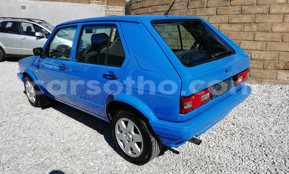 اشتري مستعمل Volkswagen Golf Blue سيارة في Hlotse في Leribe اشتري مستعمل Volkswagen Golf Blue سيارة في Hlotse في Leribe