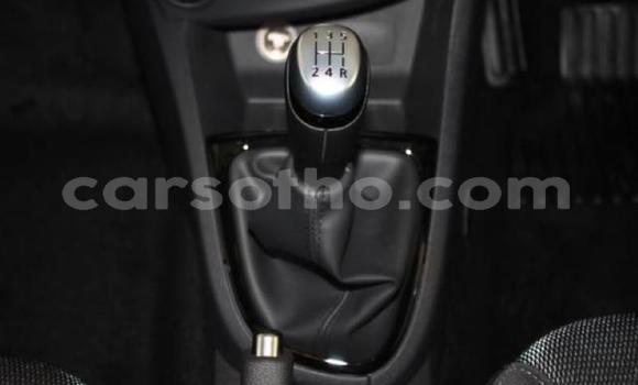 Buy Used Renault Clio White Car in Maseru in Maseru Buy Used Renault Clio White Car in Maseru in Maseru