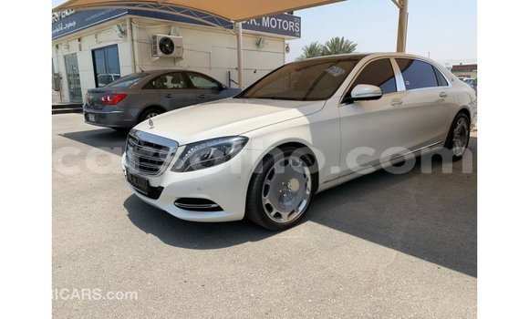 Sayi Imported Mercedes-Benz 190 White Mota in Import - Dubai a Maseru Sayi Imported Mercedes-Benz 190 White Mota in Import - Dubai a Maseru