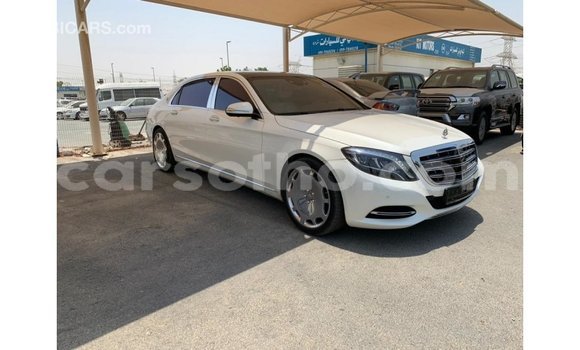Sayi Imported Mercedes-Benz 190 White Mota in Import - Dubai a Maseru Sayi Imported Mercedes-Benz 190 White Mota in Import - Dubai a Maseru