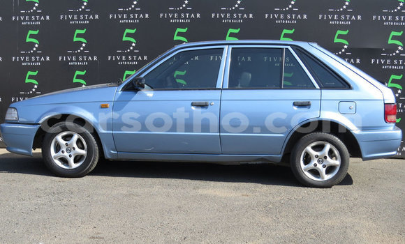 Sayi Na hannu Mazda 323 Blue Mota in Hlotse a Leribe Sayi Na hannu Mazda 323 Blue Mota in Hlotse a Leribe