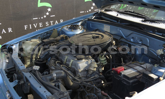 Sayi Na hannu Mazda 323 Blue Mota in Hlotse a Leribe Sayi Na hannu Mazda 323 Blue Mota in Hlotse a Leribe