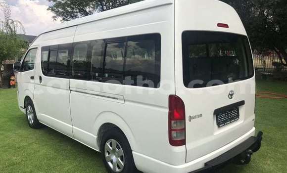 Acheter Occasion Voiture Toyota 4Runner Blanc à Hlotse, Leribe Acheter Occasion Voiture Toyota 4Runner Blanc à Hlotse, Leribe