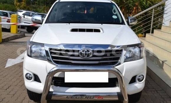 اشتري مستعمل Toyota Hilux White سيارة في Butha–Buthe في Thaba-Tseka اشتري مستعمل Toyota Hilux White سيارة في Butha–Buthe في Thaba-Tseka