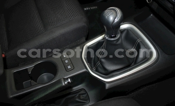 Acheter Occasion Voiture Toyota Hilux Blanc à Maseru, Maseru Acheter Occasion Voiture Toyota Hilux Blanc à Maseru, Maseru