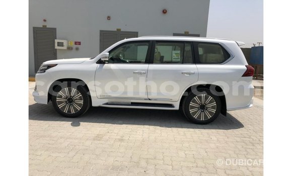 اشتري Imported Lexus LX White سيارة في Import - Dubai في Maseru اشتري Imported Lexus LX White سيارة في Import - Dubai في Maseru