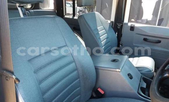 اشتري مستعمل Land Rover Defender White سيارة في Hlotse في Leribe اشتري مستعمل Land Rover Defender White سيارة في Hlotse في Leribe