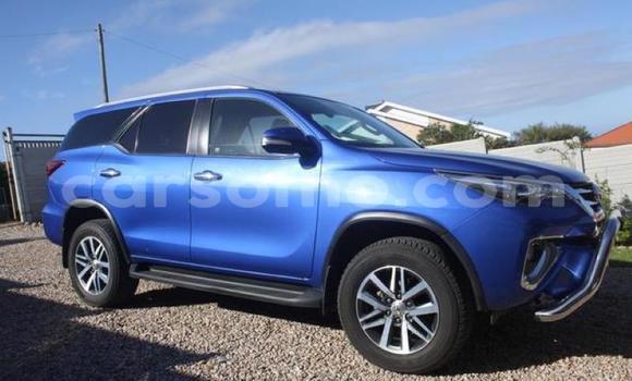 اشتري مستعمل Toyota Fortuner Blue سيارة في Maputsoa في Leribe اشتري مستعمل Toyota Fortuner Blue سيارة في Maputsoa في Leribe