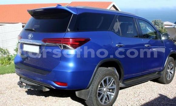 اشتري مستعمل Toyota Fortuner Blue سيارة في Maputsoa في Leribe اشتري مستعمل Toyota Fortuner Blue سيارة في Maputsoa في Leribe