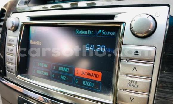 اشتري مستعمل Toyota Fortuner White سيارة في Maputsoa في Leribe اشتري مستعمل Toyota Fortuner White سيارة في Maputsoa في Leribe