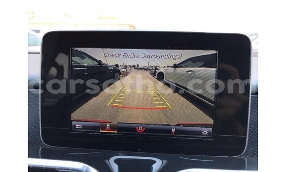 Sayi Imported Mercedes-Benz 250 Red Mota in Import - Dubai a Maseru Sayi Imported Mercedes-Benz 250 Red Mota in Import - Dubai a Maseru