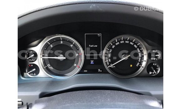 Sayi Imported Toyota Land Cruiser Black Mota in Import - Dubai a Maseru Sayi Imported Toyota Land Cruiser Black Mota in Import - Dubai a Maseru