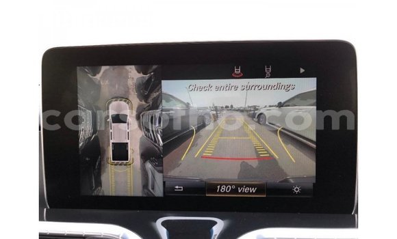 Acheter Import Voiture Mercedes-Benz 250 Blanc à Import - Dubai, Maseru Acheter Import Voiture Mercedes-Benz 250 Blanc à Import - Dubai, Maseru