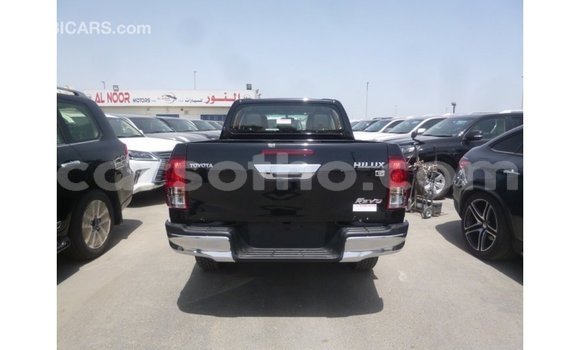اشتري Imported Toyota Hilux Black سيارة في Import - Dubai في Maseru اشتري Imported Toyota Hilux Black سيارة في Import - Dubai في Maseru