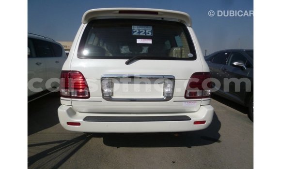 Buy Import Toyota Land Cruiser White Car in Import - Dubai in Maseru Buy Import Toyota Land Cruiser White Car in Import - Dubai in Maseru