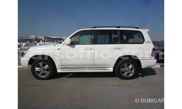 Buy Import Toyota Land Cruiser White Car in Import - Dubai in Maseru Buy Import Toyota Land Cruiser White Car in Import - Dubai in Maseru