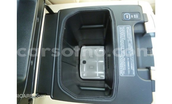 Sayi Imported Toyota Land Cruiser Black Mota in Import - Dubai a Maseru Sayi Imported Toyota Land Cruiser Black Mota in Import - Dubai a Maseru