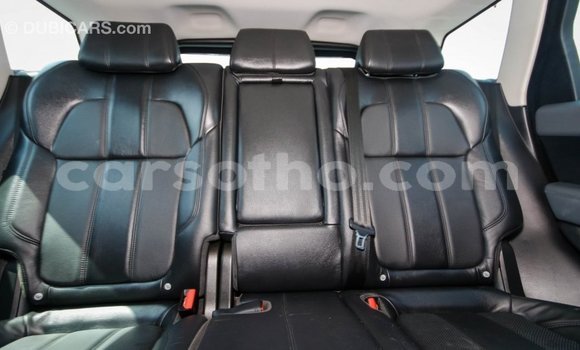 Buy Import Land Rover Range Rover Black Car in Import - Dubai in Maseru Buy Import Land Rover Range Rover Black Car in Import - Dubai in Maseru