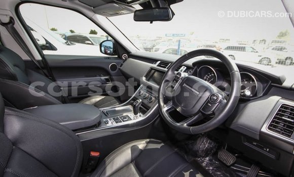 Sayi Imported Land Rover Range Rover Black Mota in Import - Dubai a Maseru Sayi Imported Land Rover Range Rover Black Mota in Import - Dubai a Maseru