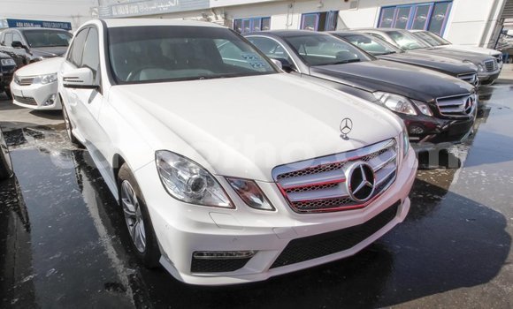 Buy Import Mercedes-Benz 200 White Car in Import - Dubai in Maseru Buy Import Mercedes-Benz 200 White Car in Import - Dubai in Maseru