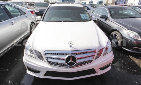 Buy Import Mercedes-Benz 200 White Car in Import - Dubai in Maseru Buy Import Mercedes-Benz 200 White Car in Import - Dubai in Maseru