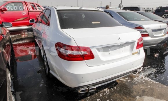 Buy Import Mercedes-Benz 200 White Car in Import - Dubai in Maseru Buy Import Mercedes-Benz 200 White Car in Import - Dubai in Maseru